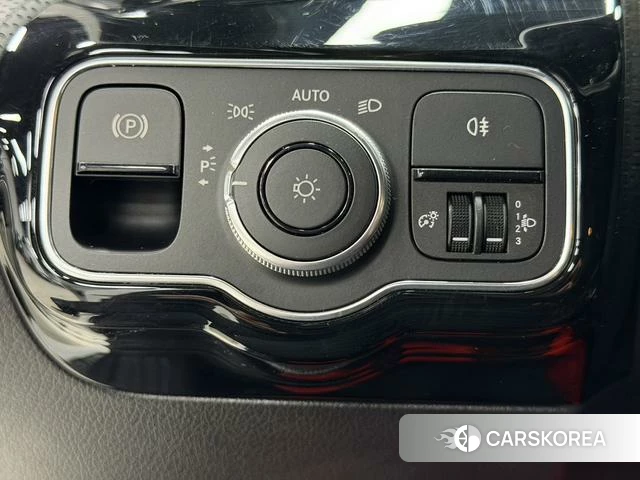Mercedes-Benz Class A id 4263214 из Китая 14