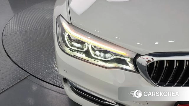 BMW 5 Series (G30) id 4310859 из Кореи 14