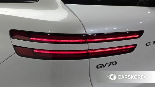 Genesis GV70 id 4894530 из Кореи 15