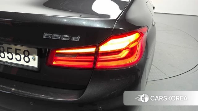 BMW 5 Series (G30) id 4197266 из Кореи 15