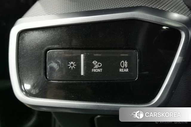 Audi A6L id 4275950 из Китая 15