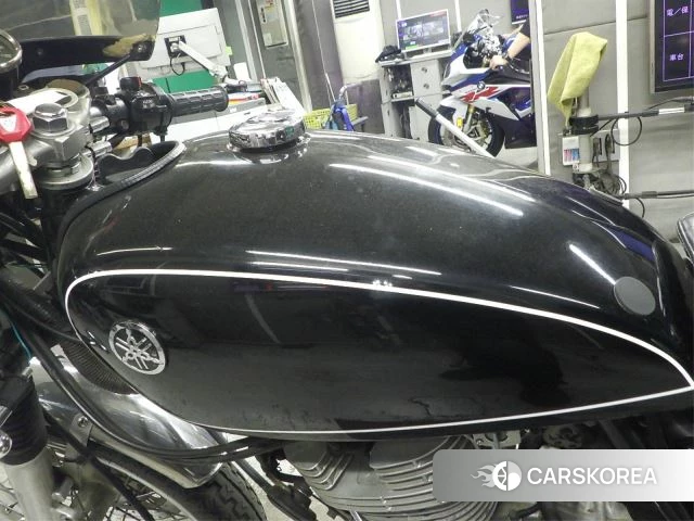 Yamaha SR 400 id 3945234 из Японии 15