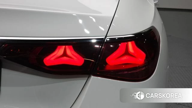 Mercedes-Benz E-Class W214 id 4783171 из Кореи 15