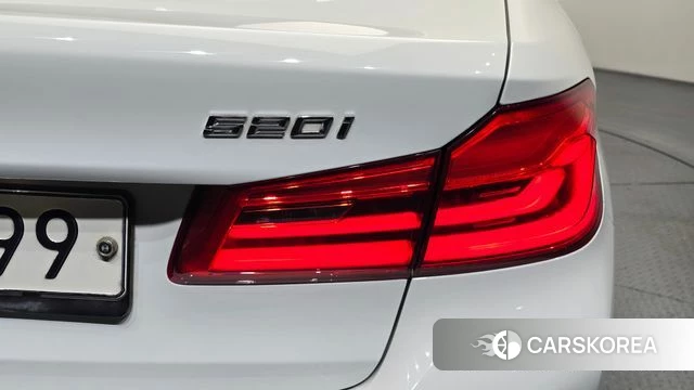 BMW 5 Series (G30) id 4677729 из Кореи 15