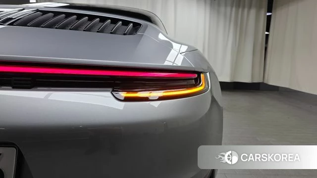 Porsche 911(992) id 4700860 из Кореи 15