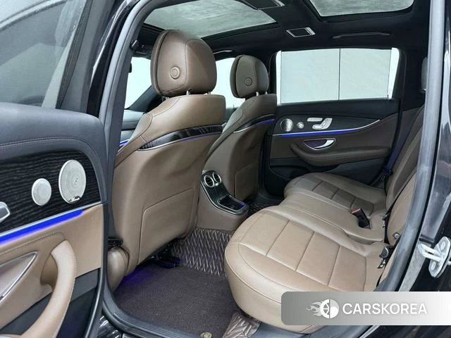 Mercedes-Benz E-class id 4313576 из Китая 15