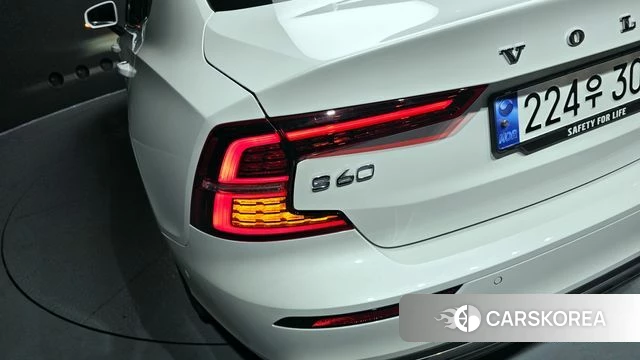 Volvo S60 3rd generation id 4337023 из Кореи 15