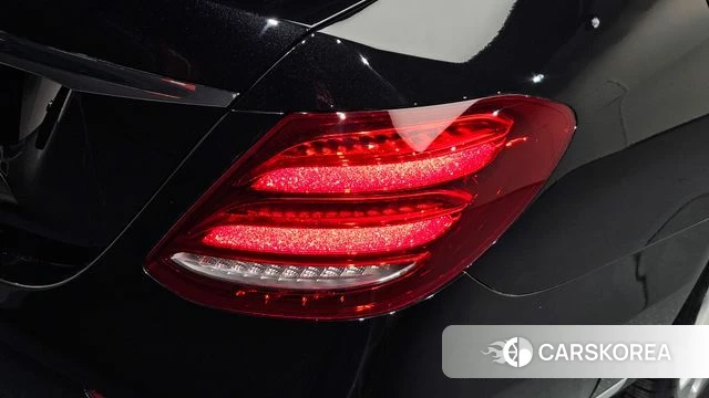 Mercedes-Benz E-Class W213 id 4581554 из Кореи 15