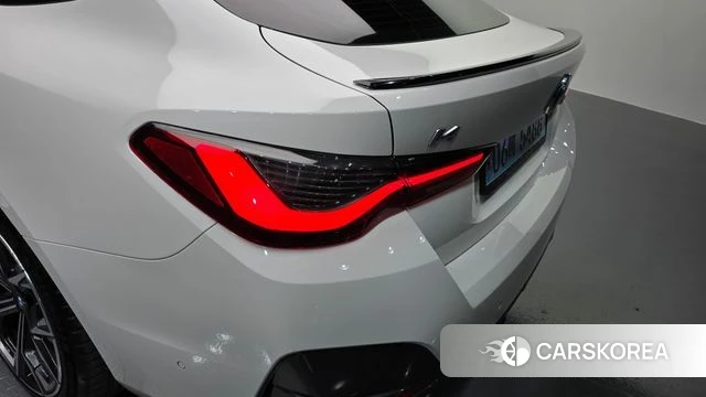 BMW i4 id 4223284 из Кореи 15