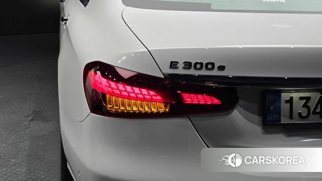 Mercedes-Benz E-Class W213 id 4881429 из Кореи 15