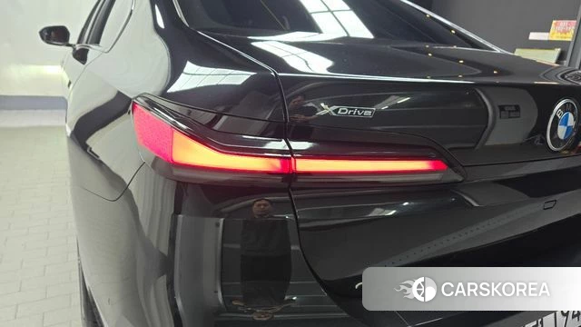 BMW 7 Series (G70) id 4354034 из Кореи 15