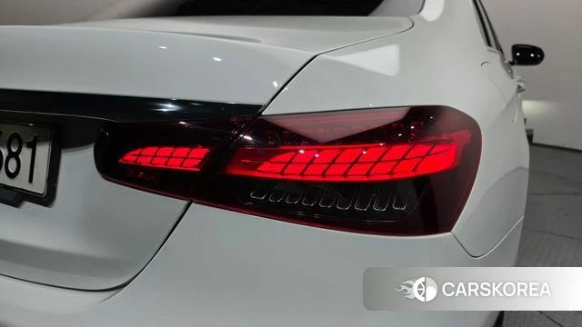 Mercedes-Benz E-Class W213 id 4759372 из Кореи 15