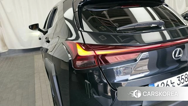 Lexus UX250h id 4308681 из Кореи 15