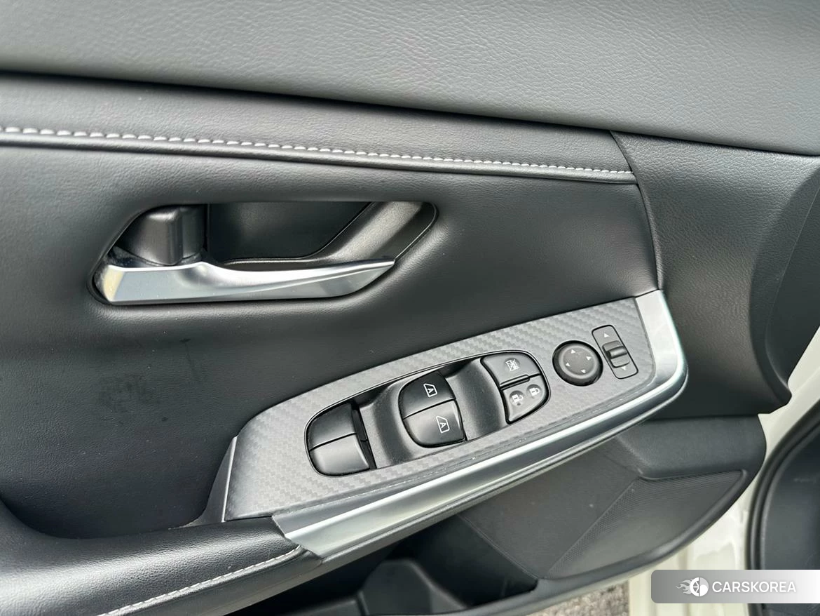 Nissan Xuan Yi id 4405761 из Китая 15