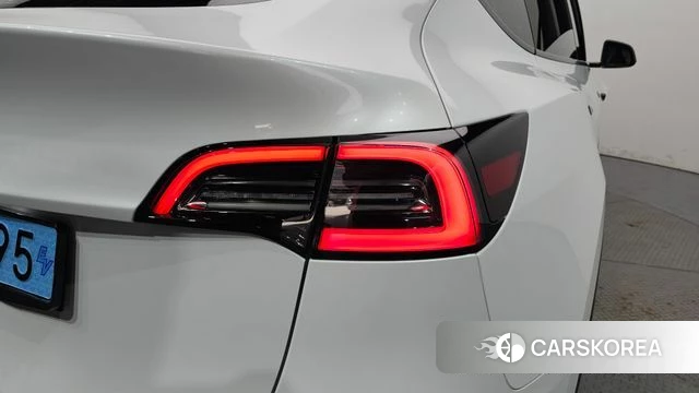 Tesla Model Y id 4762963 из Кореи 15