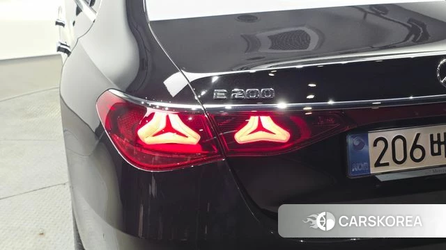 Mercedes-Benz E-Class W214 id 4630035 из Кореи 15