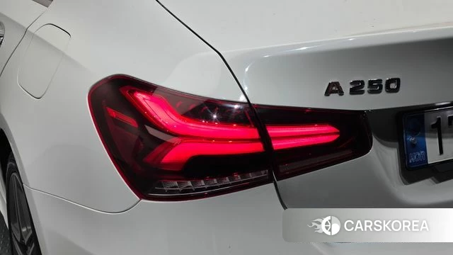 Mercedes-Benz A-Class W177 id 4524050 из Кореи 15