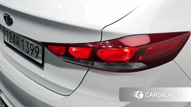 Hyundai Avante AD id 4351384 из Кореи 15