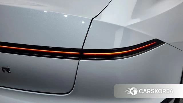 Hyundai Grandeur Hybrid (GN7) id 4898542 из Кореи 15