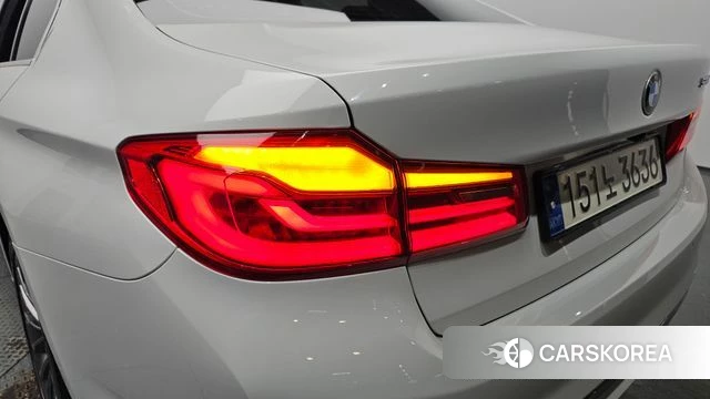 BMW 5 Series (G30) id 4311032 из Кореи 15