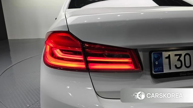 BMW 5 Series (G30) id 4667477 из Кореи 15