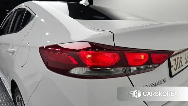 Hyundai Avante AD id 4557949 из Кореи 15