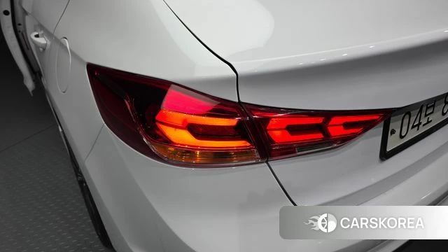 Hyundai Avante AD id 4286385 из Кореи 15