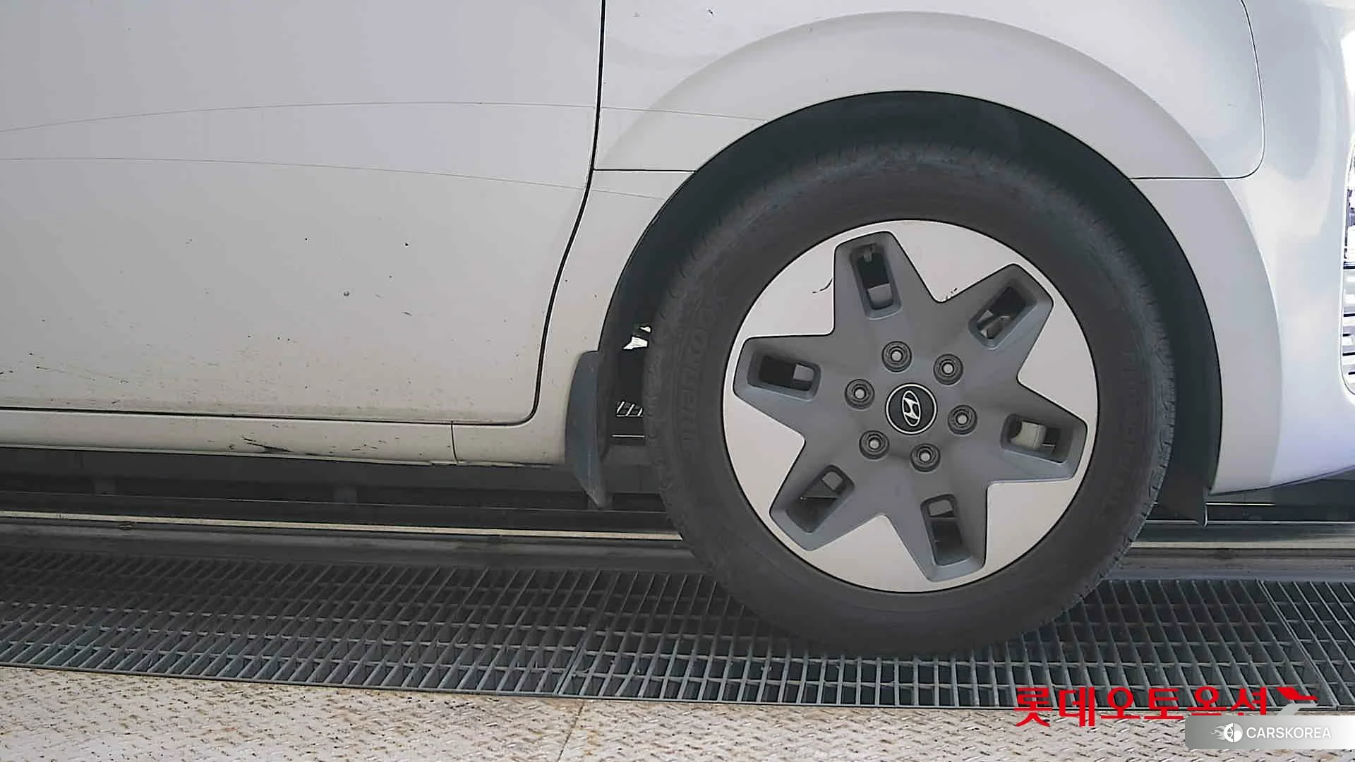Hyundai Staria id 4504389 из Кореи 15