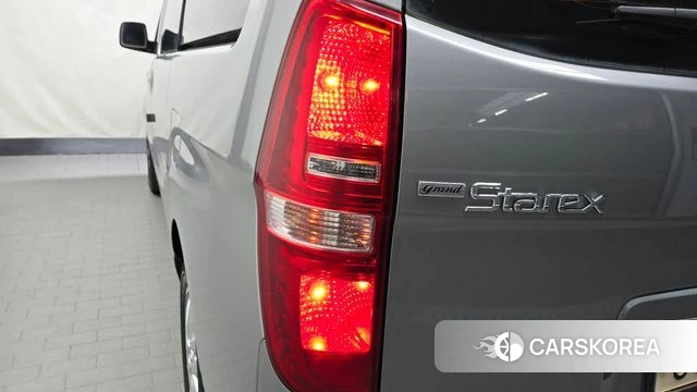 Hyundai The New Grand Starex id 4396876 из Кореи 15