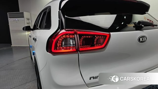 Kia Niro EV id 4667703 из Кореи 15