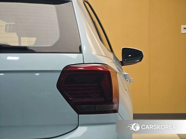 Volkswagen Polo id 4214043 из Китая 15
