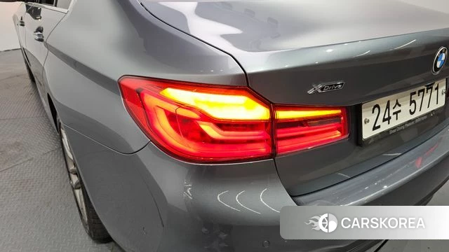 BMW 5 Series (G30) id 4508605 из Кореи 15