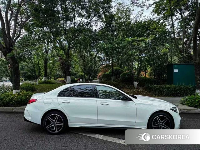 Mercedes-Benz Class C id 4273963 из Китая 15