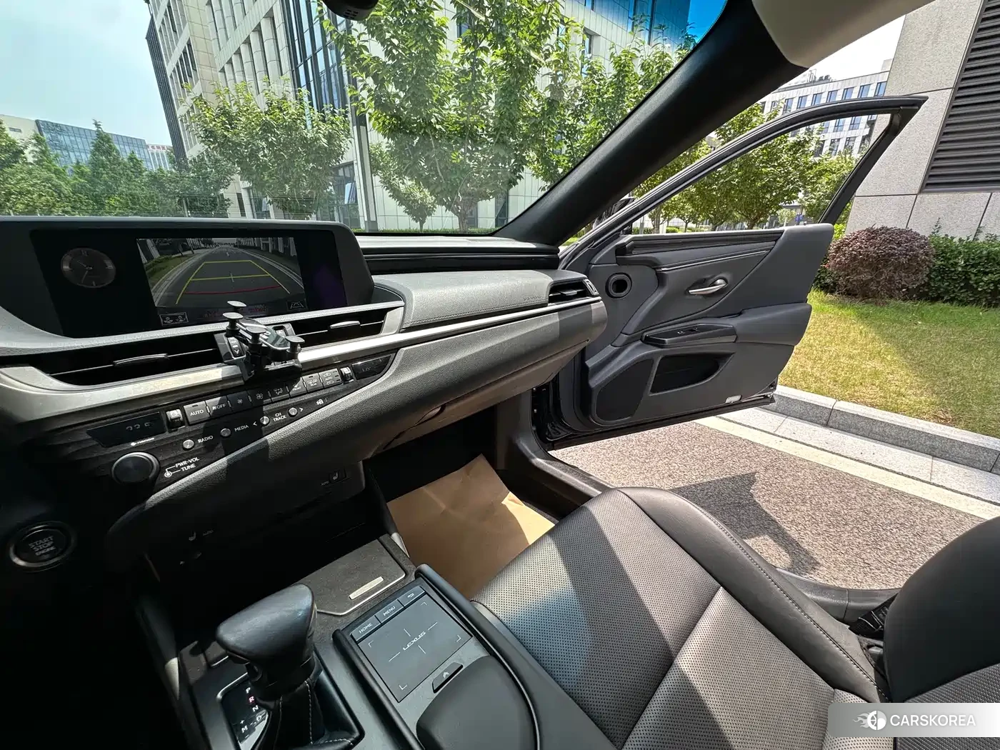 Lexus ES id 4554063 из Китая 15