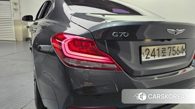 Genesis G70 id 4900689 из Кореи 15