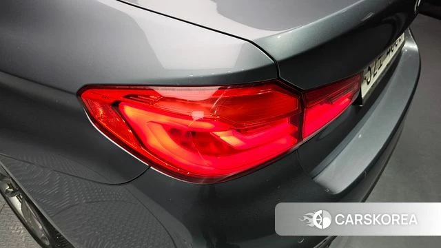 BMW 5 Series (G30) id 4482864 из Кореи 15
