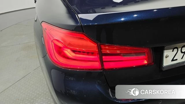 BMW 5 Series (G30) id 4684395 из Кореи 15