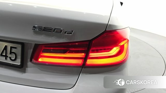 BMW 5 Series (G30) id 4490250 из Кореи 15