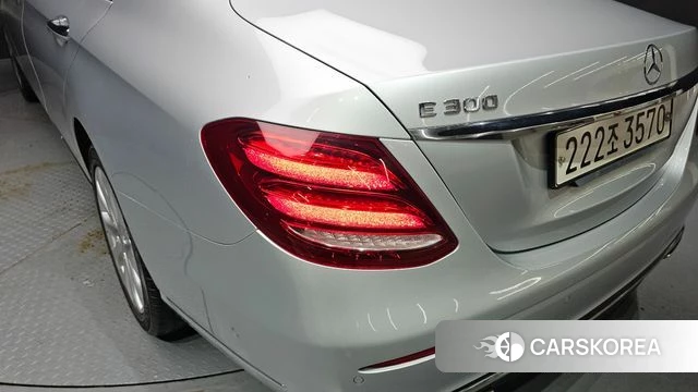 Mercedes-Benz E-Class W213 id 4384613 из Кореи 15