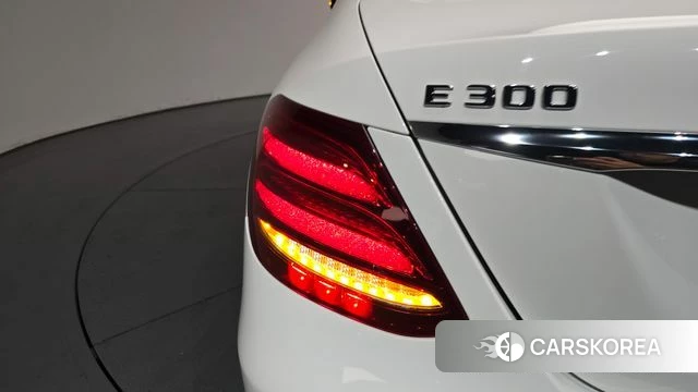 Mercedes-Benz E-Class W213 id 4351204 из Кореи 15