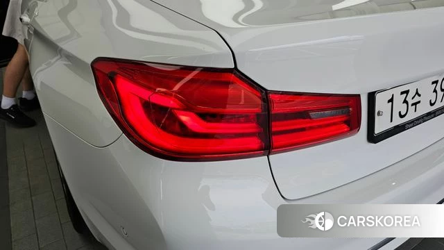 BMW 5 Series (G30) id 4424986 из Кореи 15