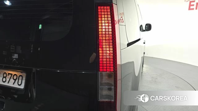 Hyundai Staria id 4474458 из Кореи 15