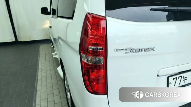 Hyundai The New Grand Starex id 4345619 из Кореи 15