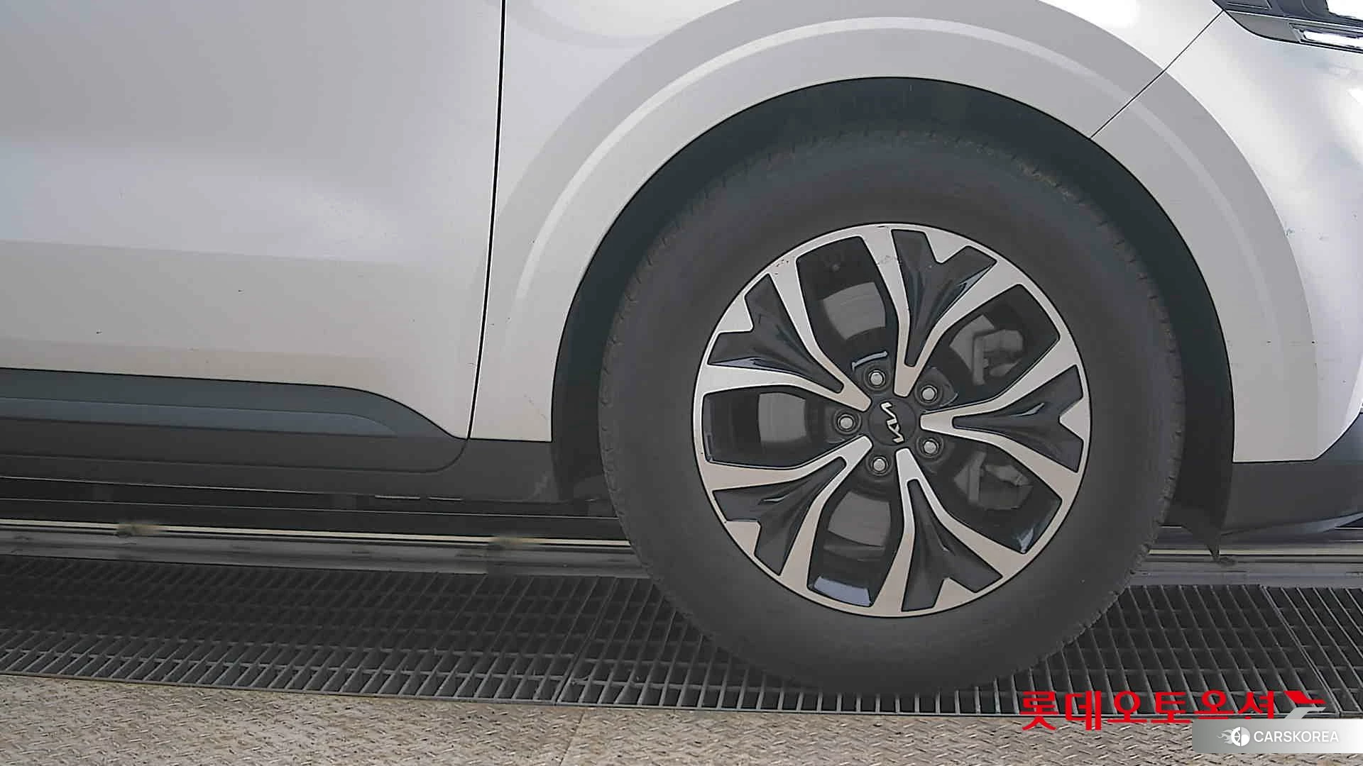 Kia Carnival id 3869448 из Кореи 15