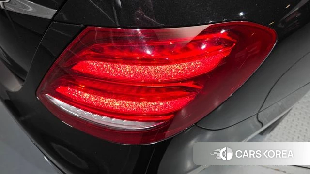 Mercedes-Benz E-Class W213 id 4448040 из Кореи 15