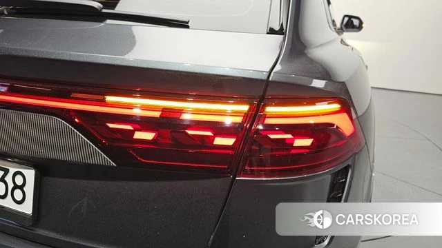 Audi RSQ8 (4M) id 4200779 из Кореи 15