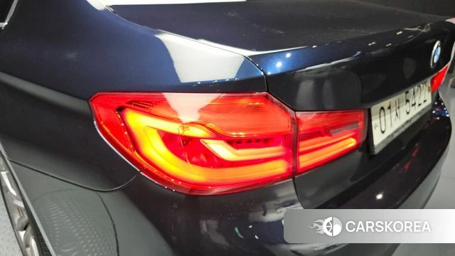 BMW 5 Series (G30) id 4318335 из Кореи 15