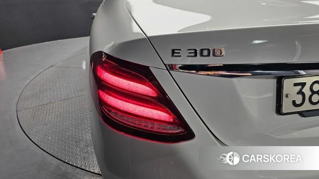 Mercedes-Benz E-Class W213 id 4188081 из Кореи 15