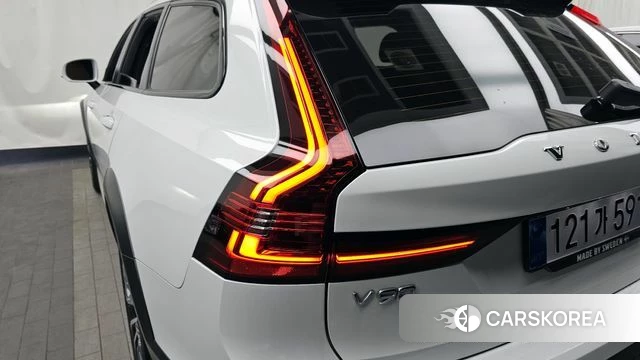 Volvo V90 Cross-Country id 4310034 из Кореи 15