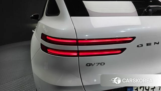 Genesis GV70 id 4493878 из Кореи 15